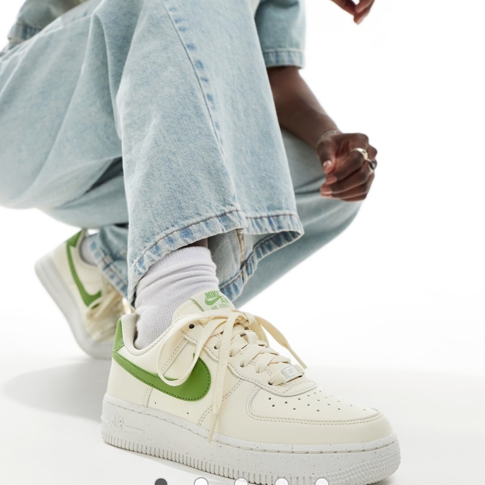 Nike Air Force 1 sneakers in off white and green